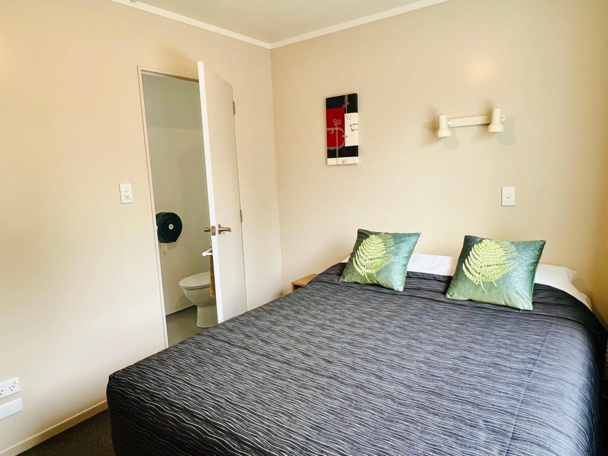 Seagulls Guesthouse Mount Maunganui Exterior foto