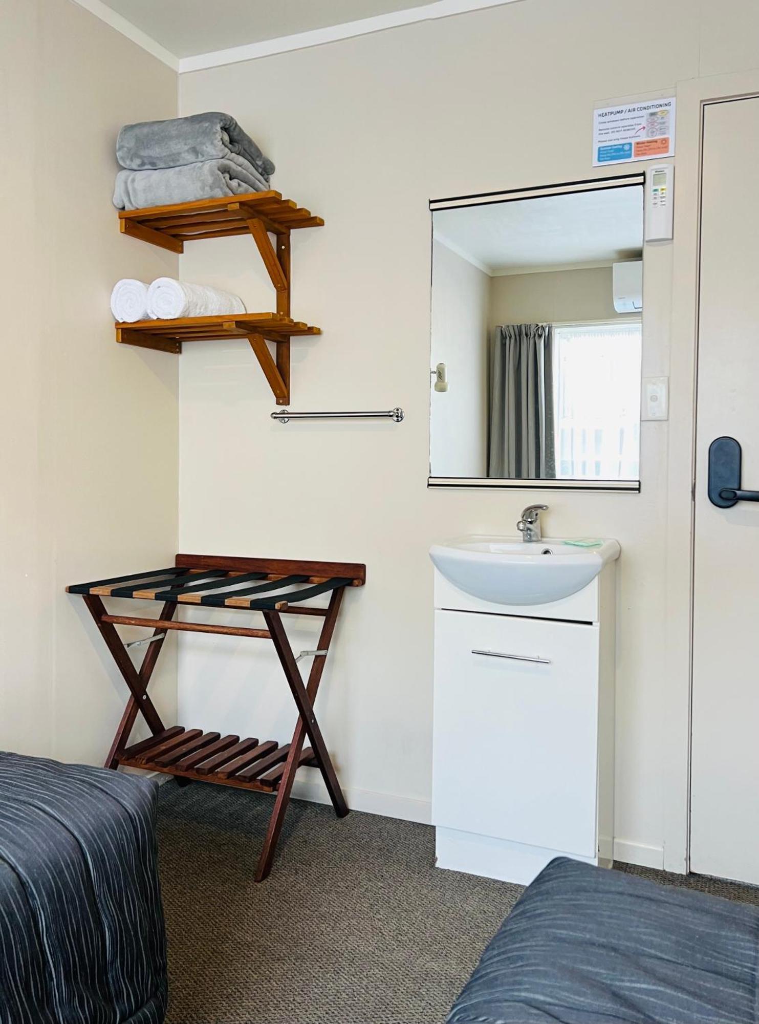 Seagulls Guesthouse Mount Maunganui Exterior foto