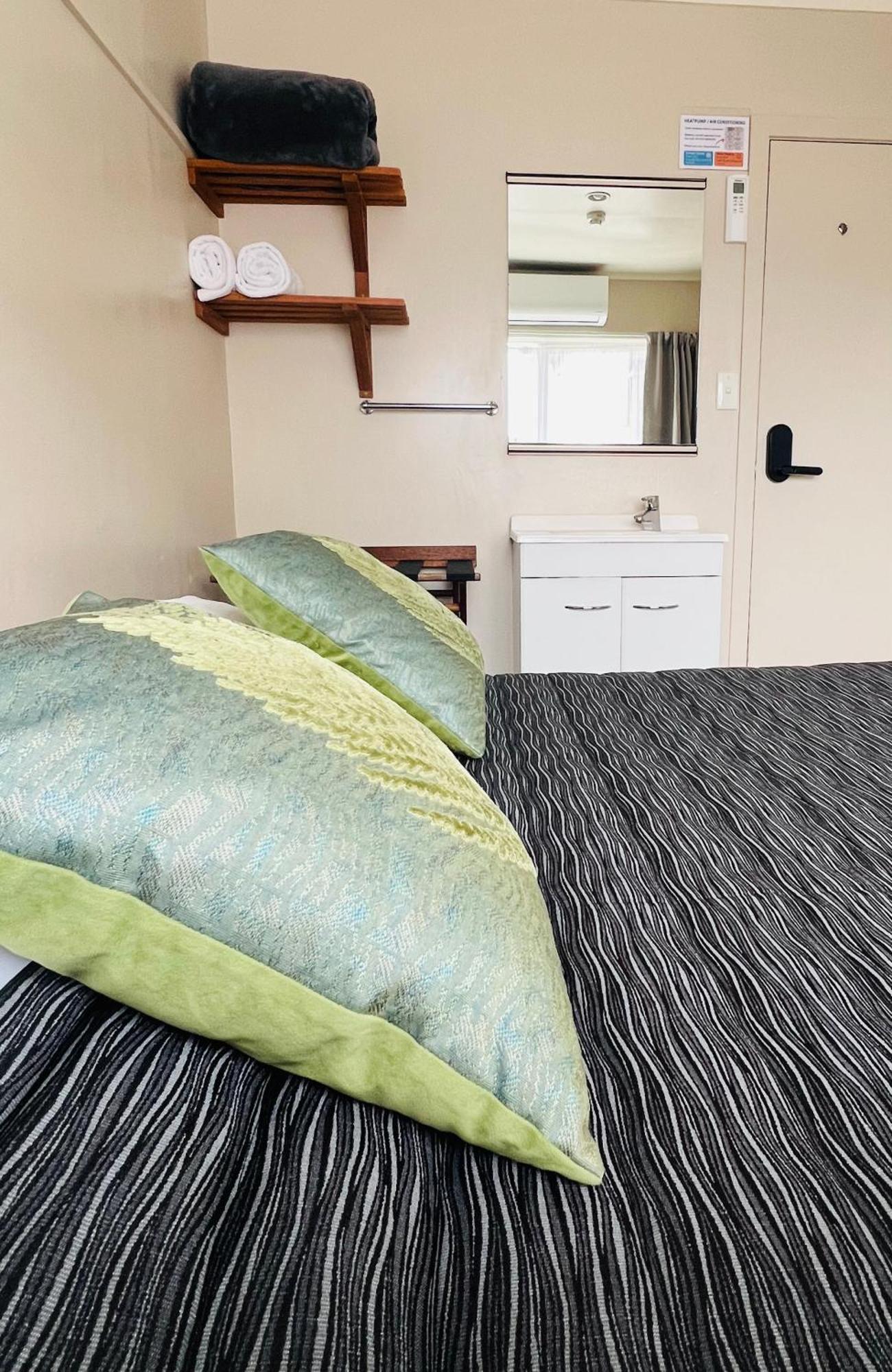 Seagulls Guesthouse Mount Maunganui Exterior foto