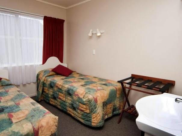 Seagulls Guesthouse Mount Maunganui Exterior foto